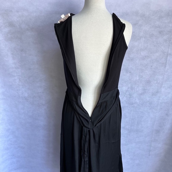 NWT LOFT, Mixed Media,Flare Black Dress size 6 - Picture 9 of 11